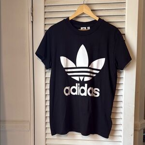 ADIDAS T Shirt
